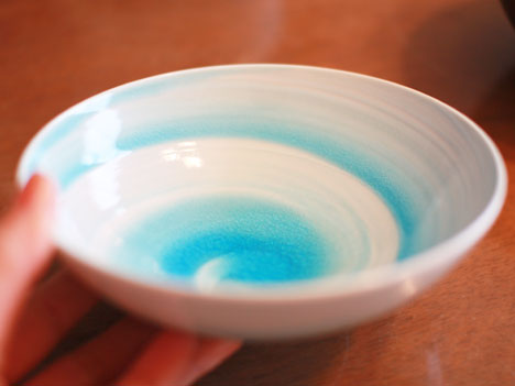 サムシングブルーの美濃焼の刷毛目の小鉢